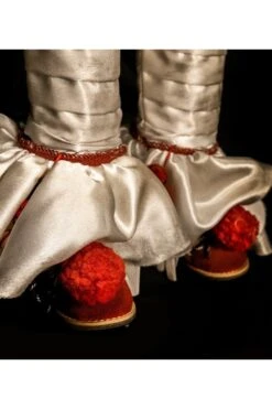 TRICK OR TREAT STUDIOS 50" Ultimate Pennywise Collectors Edition Premium Scale Doll -Vampirefreaks Sale Store 50 ultimate pennywise collectors edition premium scale doll toys 575480