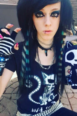 Striped Fingerless Gloves [Multiple Colors Available] -Vampirefreaks Sale Store ClawedBeauty