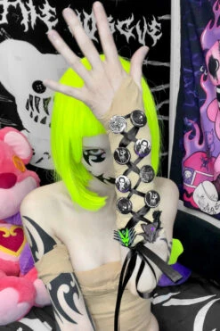 VampireFreaks Buttons - 5 Pack