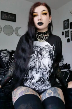 Sleepy Hollow T-shirt -Vampirefreaks Sale Store Goth Girl Fashion