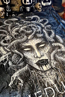 Medusa Throw Blanket -Vampirefreaks Sale Store IMG 7419