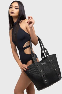 Tidal Twilight Bag -Vampirefreaks Sale Store TIDAL TWILIGHT BAG C 2 500x 2x 98bc8536 3cf3 40e5 bd37 2a3544f6d34f