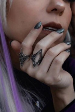 Sanctum Of Shadows Ring -Vampirefreaks Sale Store arch ring 0b3de44e b0b5 49a5 a0ac 5ed12653c663