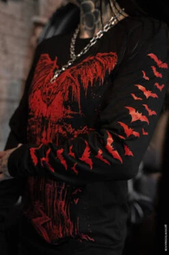 Vampire Castle T-shirt [BLOOD RED] -Vampirefreaks Sale Store bat sleeve shirt 9842cf16 4e9f 424c adf1 b128ece2b66a