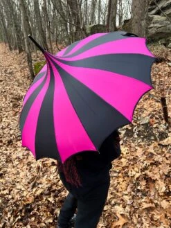 Batwing Pagoda Umbrella [BLACK/HOT PINK STRIPED] -Vampirefreaks Sale Store batwing pagoda umbrella blackhot pink striped umbrellas 126687