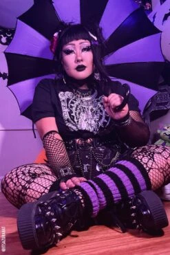 Batwing Pagoda Umbrella [BLACK/LIGHT PURPLE] -Vampirefreaks Sale Store batwing pagoda umbrella blackpurple striped umbrellas 609833