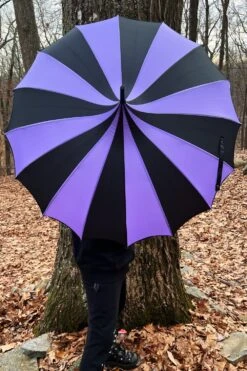 Batwing Pagoda Umbrella [BLACK/LIGHT PURPLE] -Vampirefreaks Sale Store batwing pagoda umbrella blackpurple striped umbrellas 866493