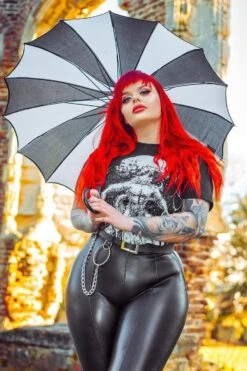 Batwing Pagoda Umbrella [BLACK/WHITE STRIPED] -Vampirefreaks Sale Store batwing pagoda umbrella blackwhite striped umbrellas 312281