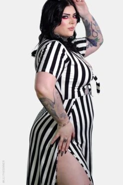 Beetle M-Line Maxi Dress -Vampirefreaks Sale Store beetle m line maxi dress dresses 318916