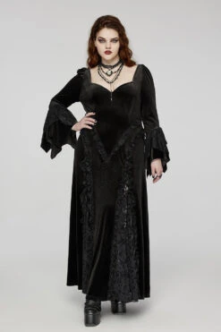 Black Majesty Vampire Goth Dress [Plus Size]