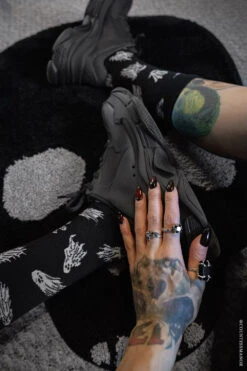 Creepy Crew Socks [Ghost Host] -Vampirefreaks Sale Store creepy crew socks ghost host socks stockings 200220