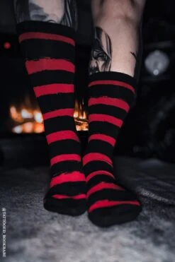 Creepy Crew Socks [Red/Black Stripes] -Vampirefreaks Sale Store creepy crew socks redblack stripes socks stockings 126337