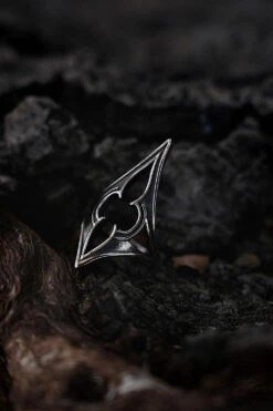 Twisted Fate Ring -Vampirefreaks Sale Store dark fairy goth ring