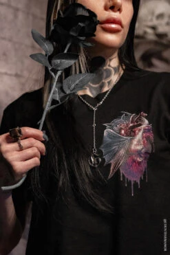 Bat Bite T-shirt -Vampirefreaks Sale Store emo bat shirt aae0d857 55c4 477b bd81 9db8065f275e