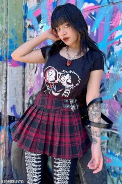 Serial Freaks T-shirt -Vampirefreaks Sale Store emo girl tshirt