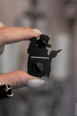 Plague Doctor Enamel Pin -Vampirefreaks Sale Store emo pin 4f788cfc b104 483c 889c d3aa6af8e5a8