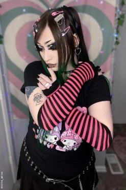 Emo Striped Arm Warmers [Black/Hot Pink] -Vampirefreaks Sale Store emo striped arm warmers blackhot pink gloves armwarmers 425126