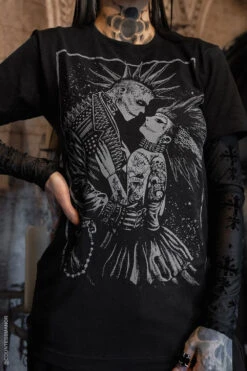 Monster Love: Frankenstein & Bride T-shirt [Graveyard Gray] -Vampirefreaks Sale Store frankenstein and bride shirt