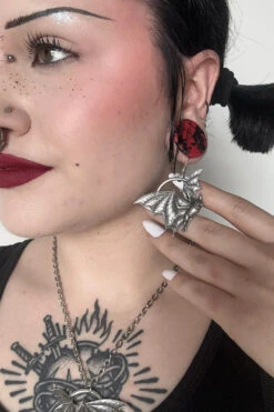 Screechers In The Night Earrings -Vampirefreaks Sale Store goth earrings 2502d9c4 880a 439d ae5f dd9258c60b4b