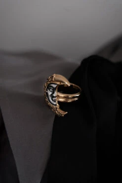 Celestial Crescent Ring -Vampirefreaks Sale Store goth jewelry f0061467 15b7 4b49 a168 4f2f5008908c