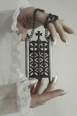 Rotunda Relic Necklace