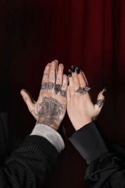 Gothic Guardian Ring -Vampirefreaks Sale Store gothic guardian ring jewelry 420107