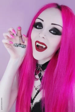 Spooky Keychain -Vampirefreaks Sale Store gothic keyring 448c90f6 83b8 4e09 bc0d 0482cee64515