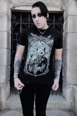 Victorian Vampire Bat T-shirt -Vampirefreaks Sale Store gothic mens clothes fc8699d4 9ed3 4c2e b07b e8a78027af08