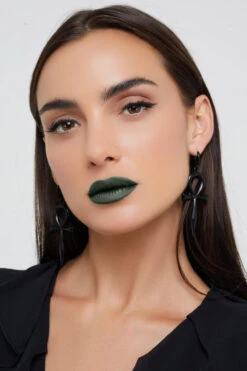 Velvet Grip Liquid Lip [Serpent] -Vampirefreaks Sale Store green lipsticks