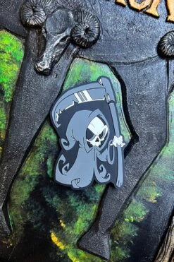 Grim Creeper Rubber Magnet -Vampirefreaks Sale Store grim creeper rubber magnet stationery 801318