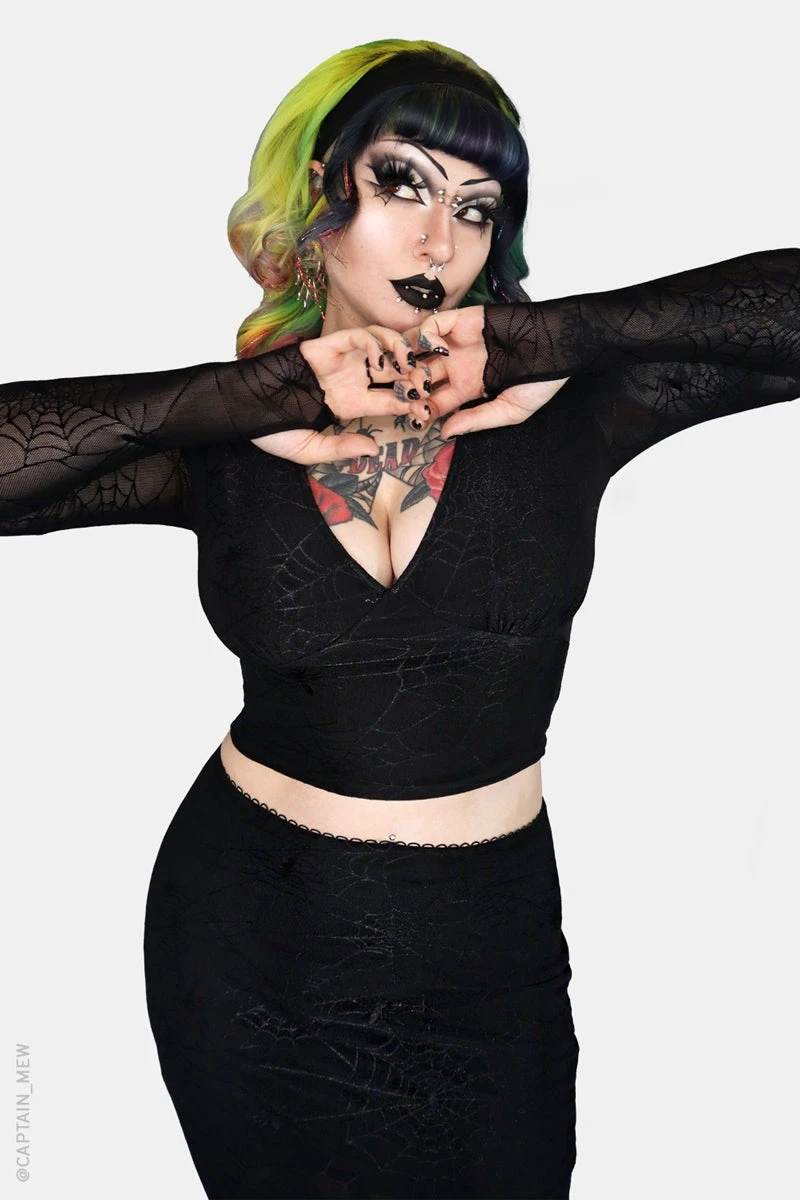 Spinnerette V-Neck Top 7 Spinnerette V-Neck Top - Image 7