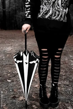 Batwing Pagoda Umbrella [Batty Black/White] -Vampirefreaks Sale Store grunge gothic umbrella