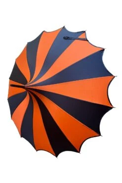 Halloween Batwing Pagoda Umbrella [BLACK/ORANGE STRIPED] -Vampirefreaks Sale Store halloween batwing pagoda umbrella blackorange striped umbrellas 343802