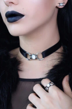 Alchemy Triple Goddess Ring -Vampirefreaks Sale Store moon ring 69279e40 55ca 4f3d 8683 6b64f6c5f246