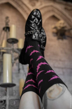 Creepy Crew Socks [Pink Bats] -Vampirefreaks Sale Store pink bat crew socks