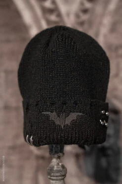 Distressed Pierced Beanie [Black Bat] -Vampirefreaks Sale Store punk hat ab0fc65d 34c4 4ba9 9658 f6d5e19c5390