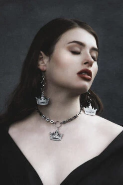 Summoning Earrings -Vampirefreaks Sale Store queen necklace 795e5959 b7cb 4a37 8028 3bc1f1a7ea86
