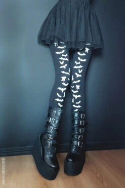 Vampire Bat Leggings [White Bats]