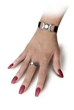 Alchemy Triple Goddess Ring -Vampirefreaks Sale Store wiccan ring