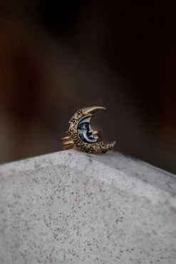 Celestial Crescent Ring -Vampirefreaks Sale Store witch ring acfcea42 72ff 49ea 91f0 a9e06bb9adac