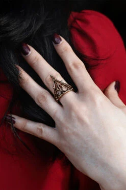 Spirescape Ring [Champagne Gold] -Vampirefreaks Sale Store womens gold gothic ring